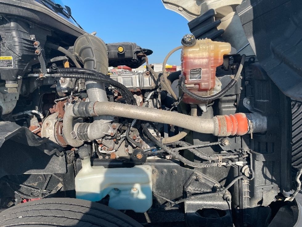 Day Cab Tractor-Heavy Duty Tractors-International-2019-LT625-Columbus-OH-331,304\n\t\tmiles-$ 27,500 - Image 15