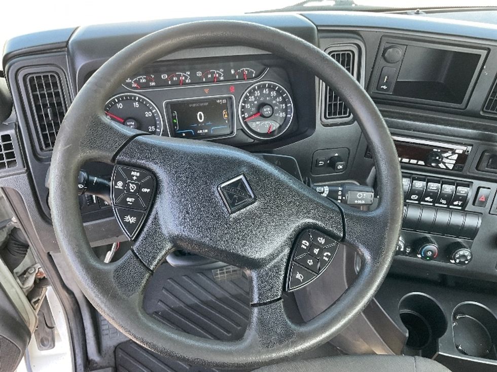 Day Cab Tractor-Heavy Duty Tractors-International-2019-LT625-Columbus-OH-458,313\n\t\tmiles-$ 22,250 - Image 11