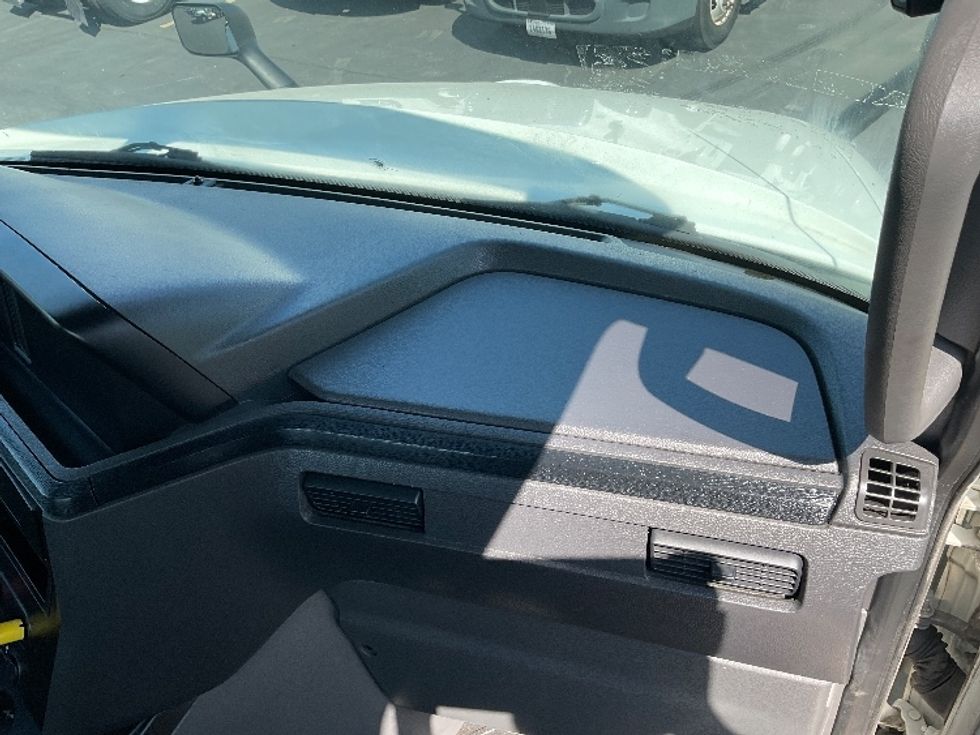 Day Cab Tractor-Heavy Duty Tractors-International-2019-LT625-Columbus-OH-458,313\n\t\tmiles-$ 22,250 - Image 13