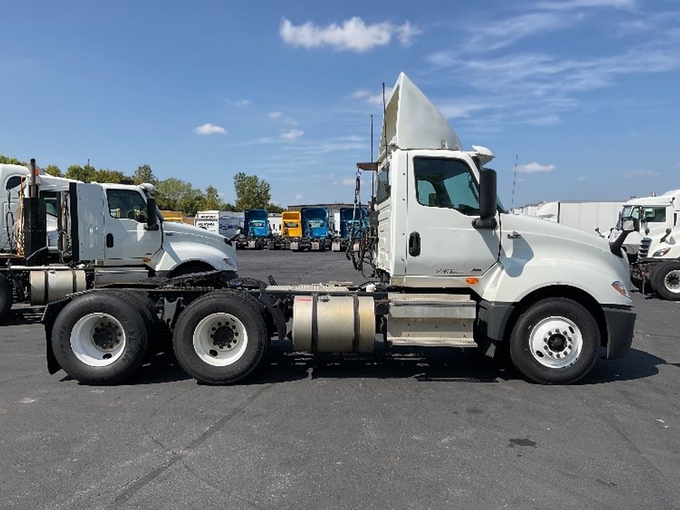 Day Cab Tractor-Heavy Duty Tractors-International-2019-LT625-Columbus-OH-458,313\n\t\tmiles-$ 22,250 - Image 8