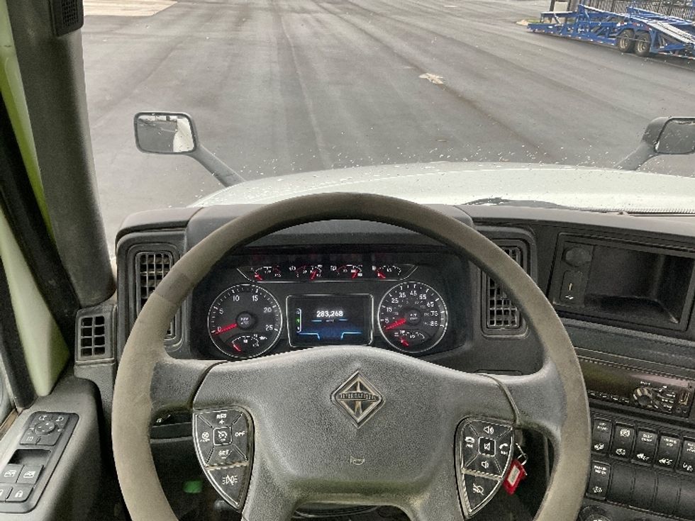 Day Cab Tractor-Heavy Duty Tractors-International-2019-LT625-Concord-NC-283,268\n\t\tmiles-$ 26,750 - Image 11