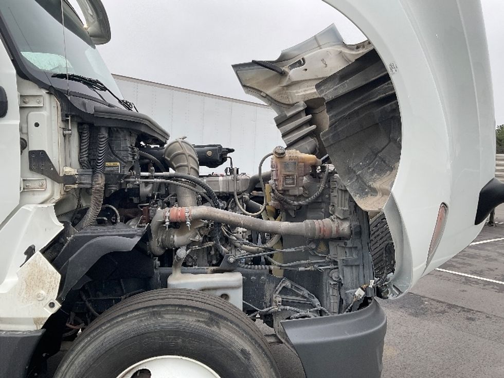 Day Cab Tractor-Heavy Duty Tractors-International-2019-LT625-Concord-NC-382,789\n\t\tmiles-$ 26,250 - Image 15