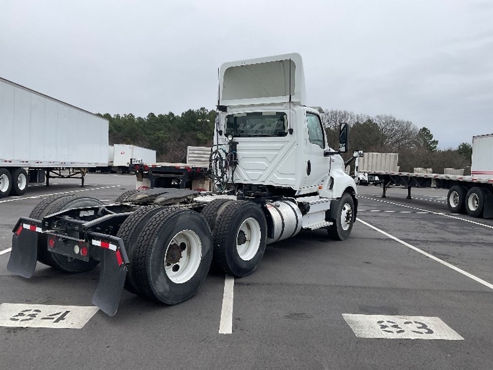 Day Cab Tractor-Heavy Duty Tractors-International-2019-LT625-Concord-NC-382,789\n\t\tmiles-$ 26,250 - Image 7