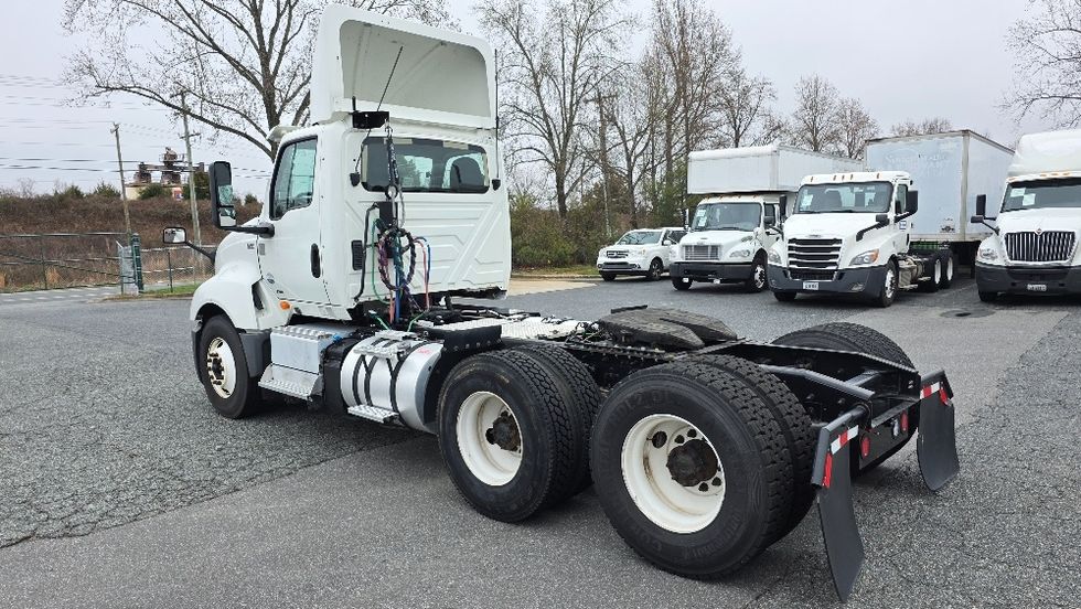 Day Cab Tractor-Heavy Duty Tractors-International-2019-LT625-Concord-NC-441,745\n\t\tmiles-$ 22,250 - Image 5