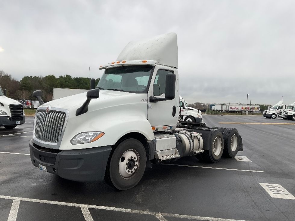 Day Cab Tractor-Heavy Duty Tractors-International-2019-LT625-Concord-NC-461,542\n\t\tmiles-$ 22,250 - Image 3