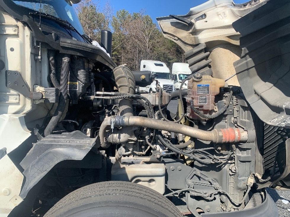 Day Cab Tractor-Heavy Duty Tractors-International-2019-LT625-Concord-NC-534,213\n\t\tmiles-$ 19,000 - Image 14