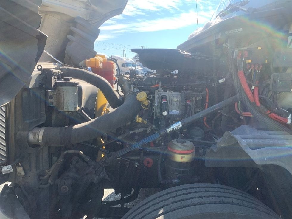 Day Cab Tractor-Heavy Duty Tractors-International-2019-LT625-Concord-NC-534,213\n\t\tmiles-$ 19,000 - Image 15