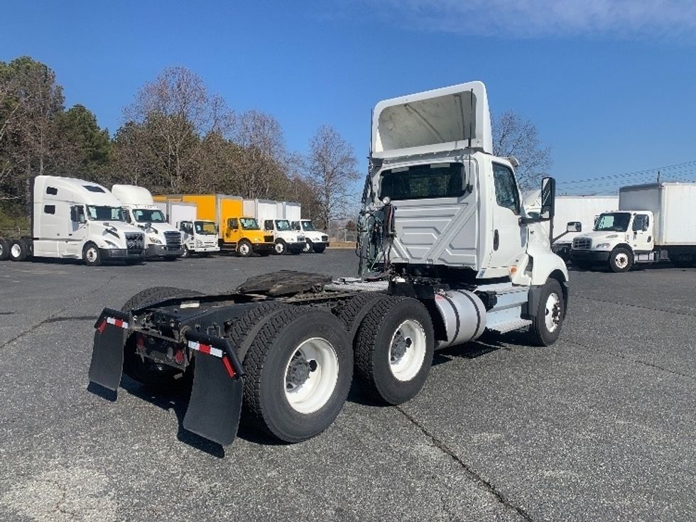 Day Cab Tractor-Heavy Duty Tractors-International-2019-LT625-Concord-NC-534,213\n\t\tmiles-$ 19,000 - Image 7