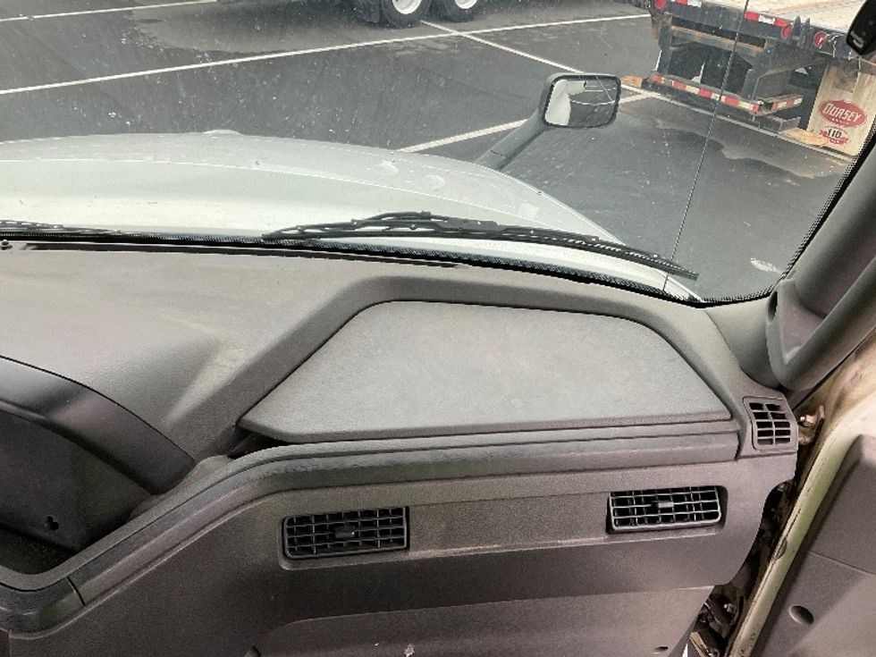 Day Cab Tractor-Heavy Duty Tractors-International-2019-LT625-Concord-NC-540,341\n\t\tmiles-$ 20,000 - Image 13