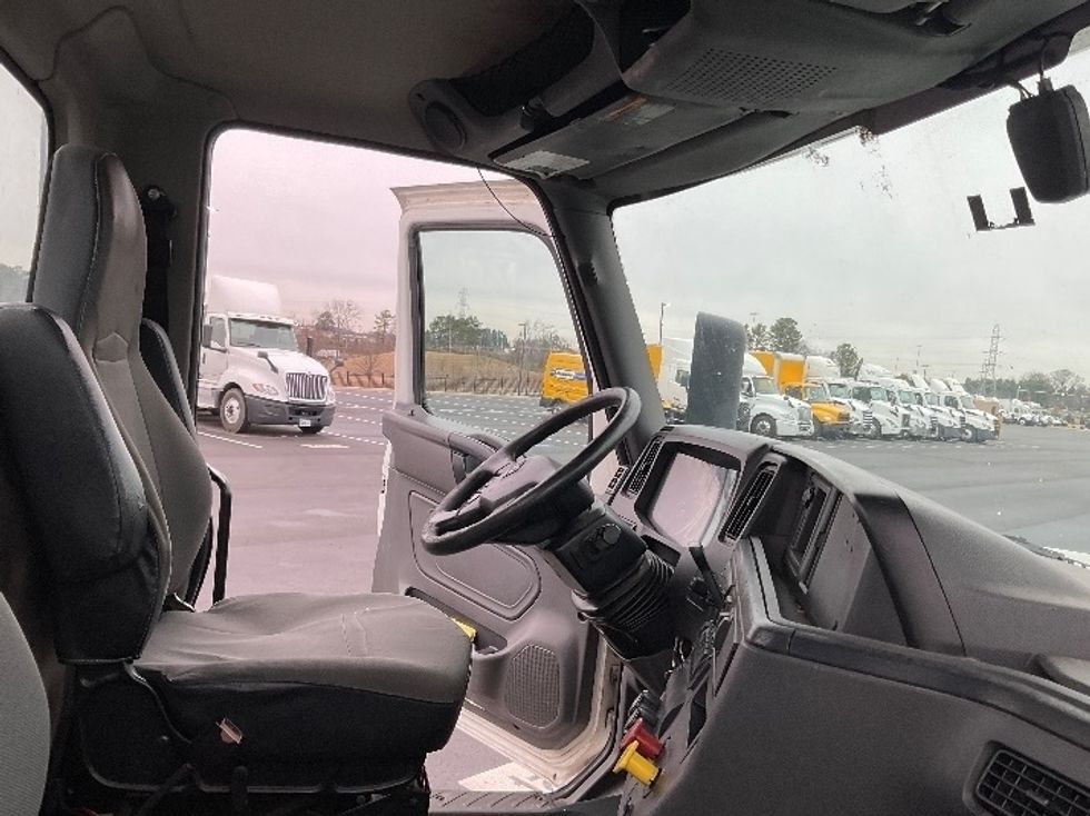 Day Cab Tractor-Heavy Duty Tractors-International-2019-LT625-Concord-NC-540,341\n\t\tmiles-$ 20,000 - Image 14