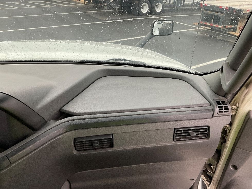 Day Cab Tractor-Heavy Duty Tractors-International-2019-LT625-Concord-NC-542,886\n\t\tmiles-$ 20,000 - Image 12