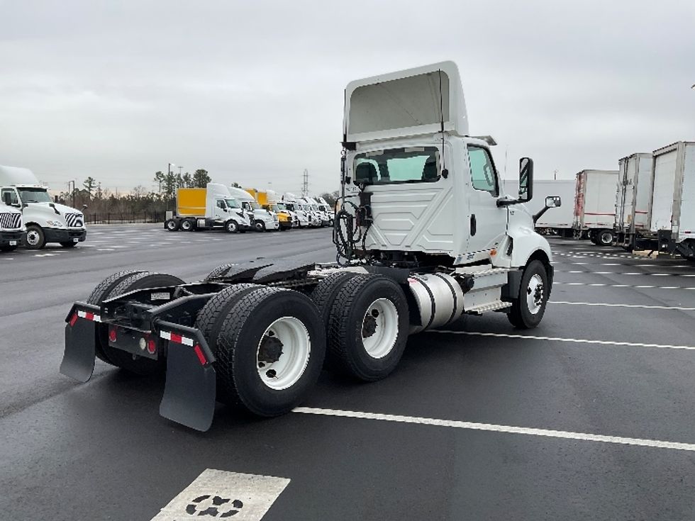 Day Cab Tractor-Heavy Duty Tractors-International-2019-LT625-Concord-NC-542,886\n\t\tmiles-$ 20,000 - Image 7