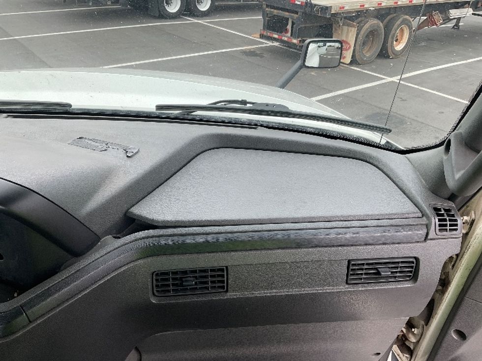 Day Cab Tractor-Heavy Duty Tractors-International-2019-LT625-Concord-NC-547,695\n\t\tmiles-$ 20,000 - Image 13