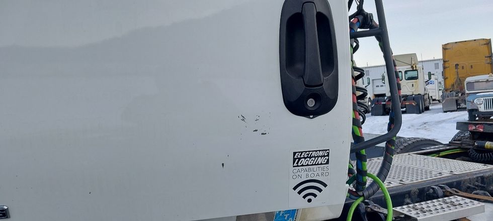 Day Cab Tractor-Heavy Duty Tractors-International-2019-LT625-Conklin-NY-428,055\n\t\tmiles-$ 23,500 - Image 17