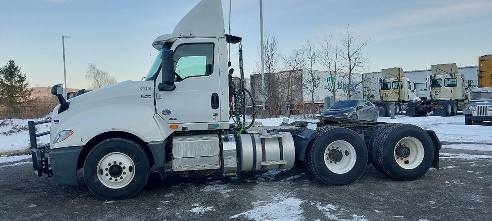 Day Cab Tractor-Heavy Duty Tractors-International-2019-LT625-Conklin-NY-428,055\n\t\tmiles-$ 23,500 - Image 4