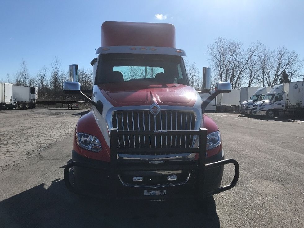 Day Cab Tractor-Heavy Duty Tractors-International-2019-LT625-Conklin-NY-589,794\n\t\tmiles-$ 22,750 - Image 2