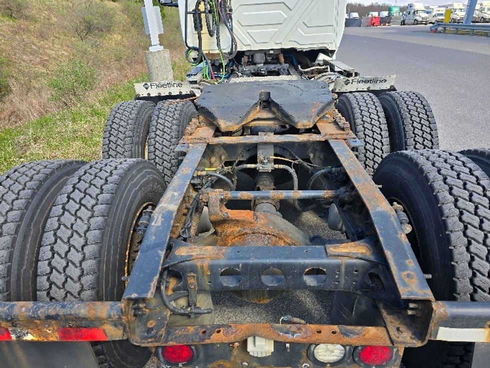 Day Cab Tractor-Heavy Duty Tractors-International-2019-LT625-Cranbury-NJ-780,138\n\t\tmiles-$ 22,250 - Image 6