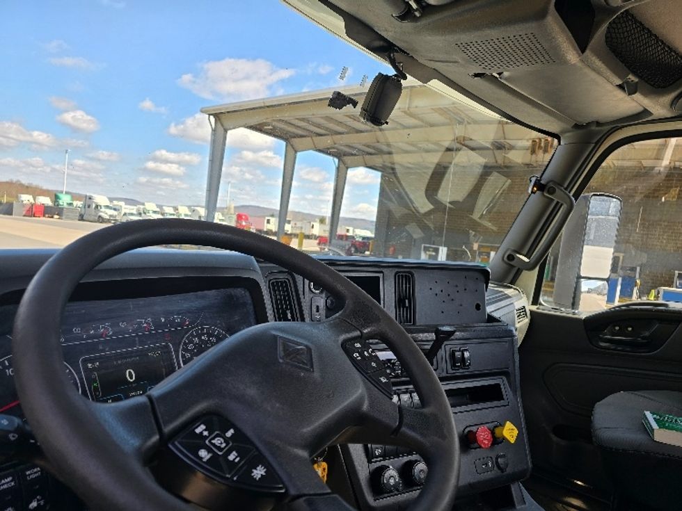 Day Cab Tractor-Heavy Duty Tractors-International-2019-LT625-Cranbury-NJ-780,138\n\t\tmiles-$ 22,250 - Image 7