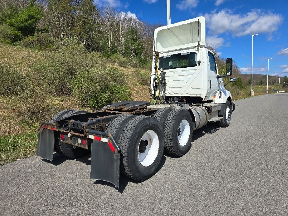 Day Cab Tractor-Heavy Duty Tractors-International-2019-LT625-Cranbury-NJ-780,138\n\t\tmiles-$ 22,250 - Image 8