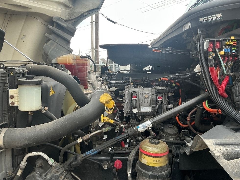 Day Cab Tractor-Heavy Duty Tractors-International-2019-LT625-Dallas-TX-266,741\n\t\tmiles-$ 30,000 - Image 16