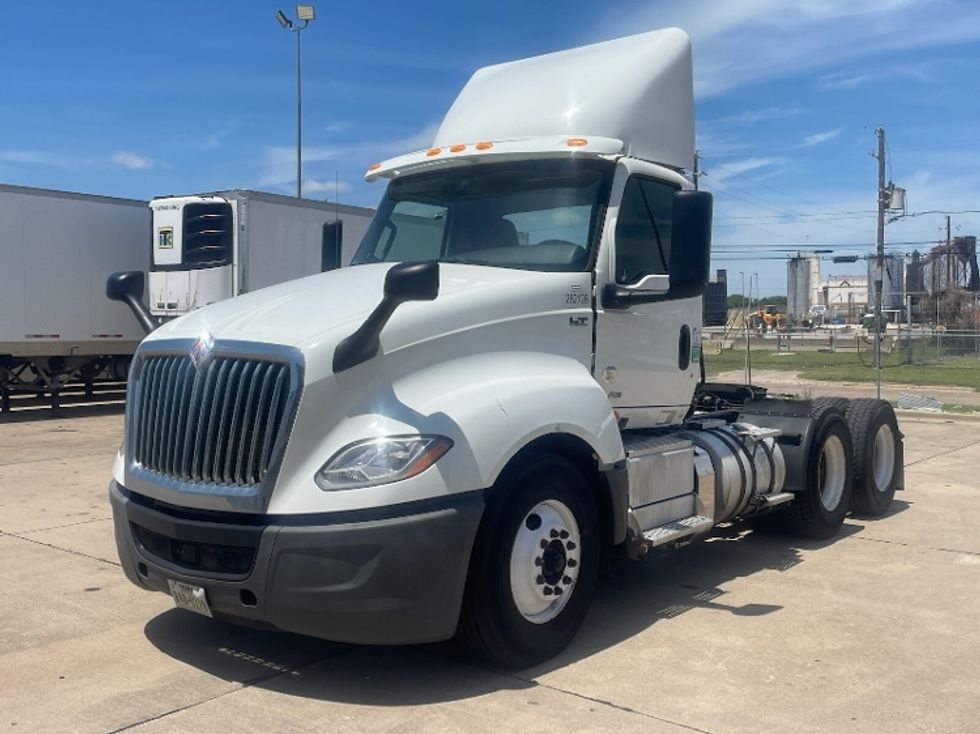 Day Cab Tractor-Heavy Duty Tractors-International-2019-LT625-Dallas-TX-266,741\n\t\tmiles-$ 30,000 - Image 3