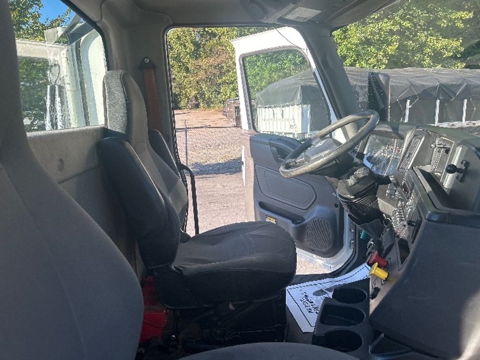 Day Cab Tractor-Heavy Duty Tractors-International-2019-LT625-Dalton-GA-278,490\n\t\tmiles-$ 30,250 - Image 14