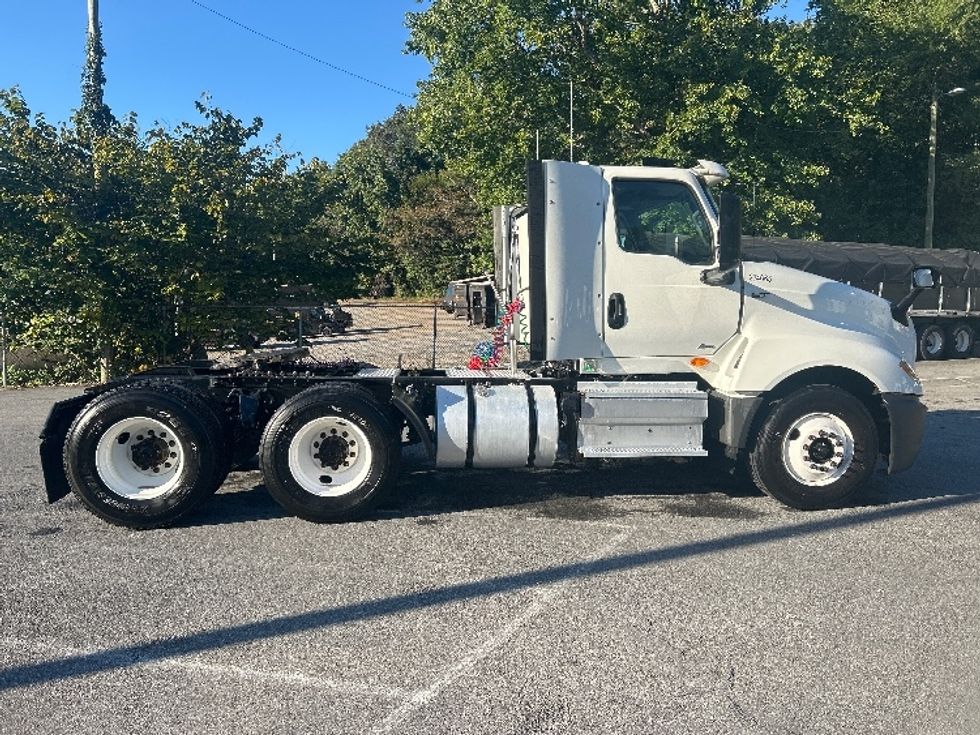 Day Cab Tractor-Heavy Duty Tractors-International-2019-LT625-Dalton-GA-278,490\n\t\tmiles-$ 30,250 - Image 8