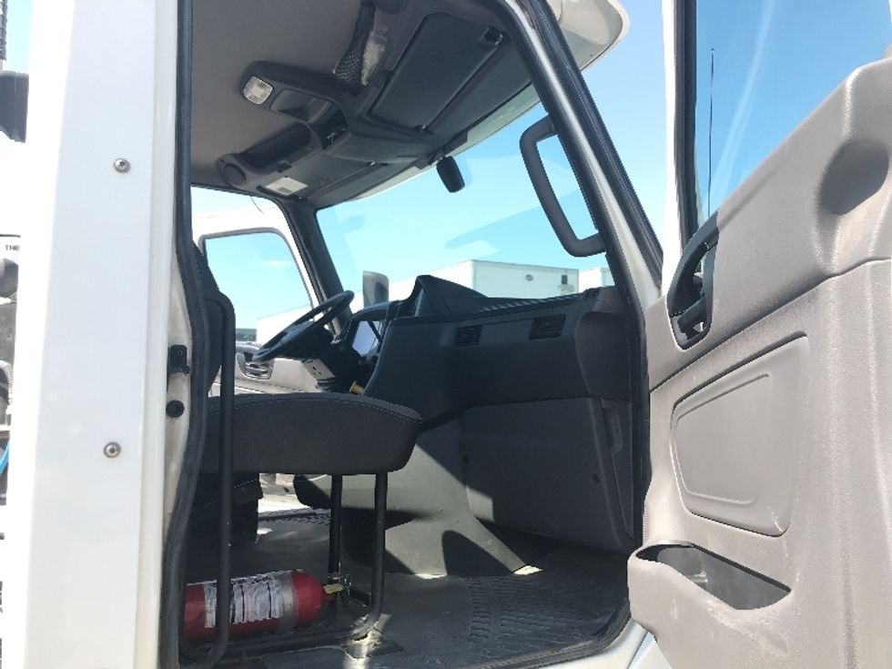 Day Cab Tractor-Heavy Duty Tractors-International-2019-LT625-Des Moines-IA-149,200\n\t\tmiles-$ 31,000 - Image 12