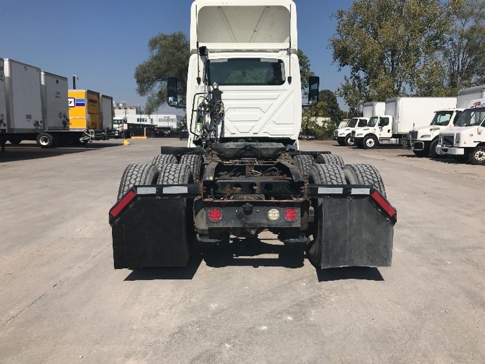 Day Cab Tractor-Heavy Duty Tractors-International-2019-LT625-Des Moines-IA-149,200\n\t\tmiles-$ 31,000 - Image 17