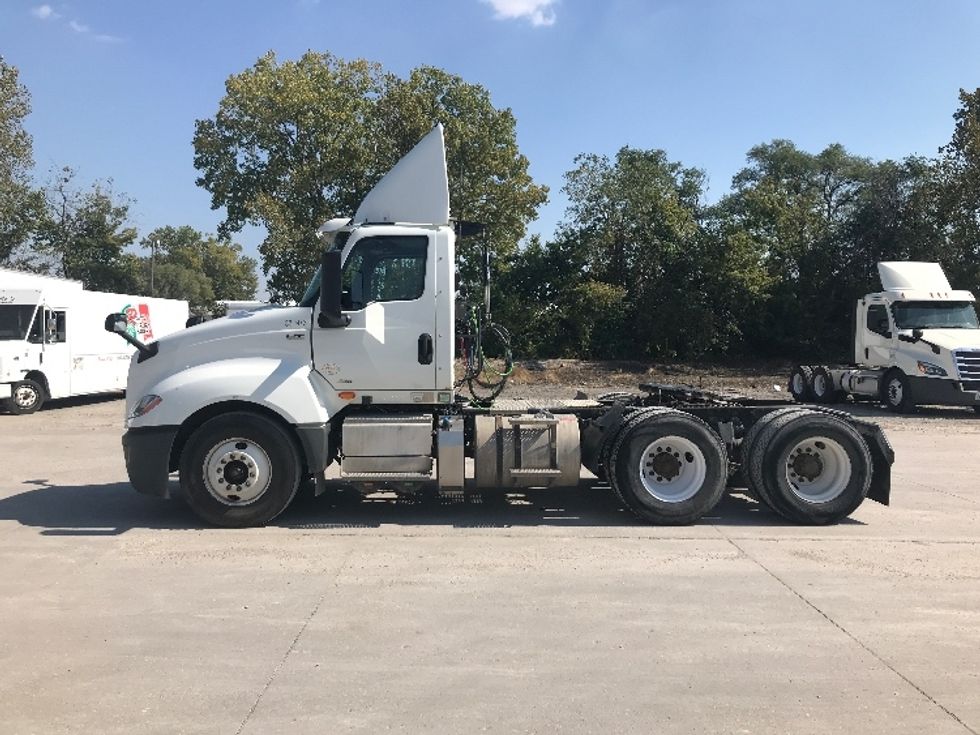 Day Cab Tractor-Heavy Duty Tractors-International-2019-LT625-Des Moines-IA-149,200\n\t\tmiles-$ 31,000 - Image 4