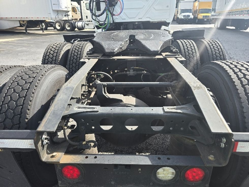 Day Cab Tractor-Heavy Duty Tractors-International-2019-LT625-Duluth-GA-181,845\n\t\tmiles-$ 36,000 - Image 6