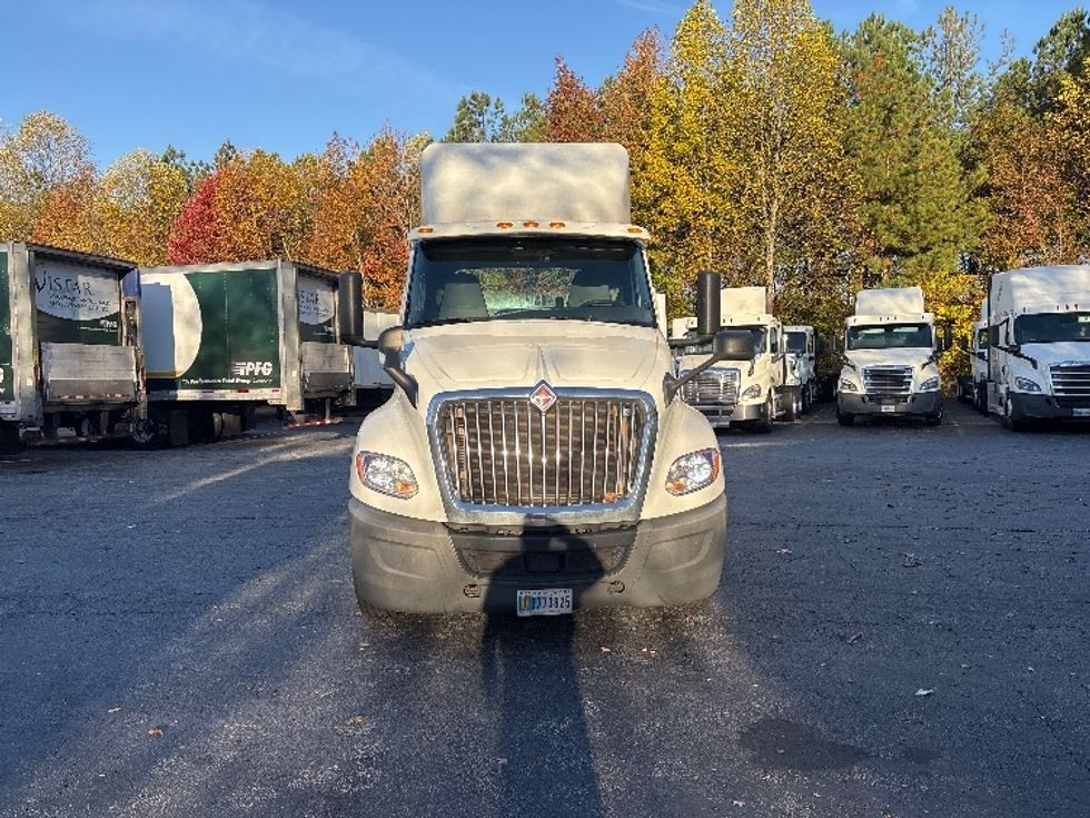 Day Cab Tractor-Heavy Duty Tractors-International-2019-LT625-Duluth-GA-567,975\n\t\tmiles-$ 22,250 - Image 2