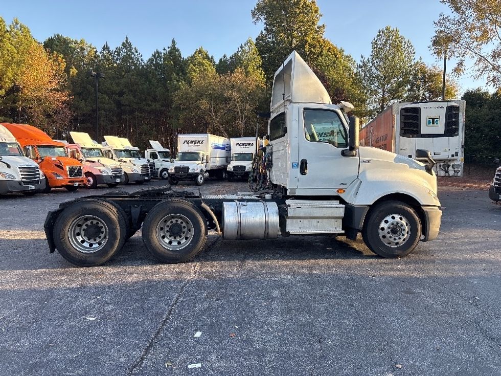 Day Cab Tractor-Heavy Duty Tractors-International-2019-LT625-Duluth-GA-567,975\n\t\tmiles-$ 22,250 - Image 8