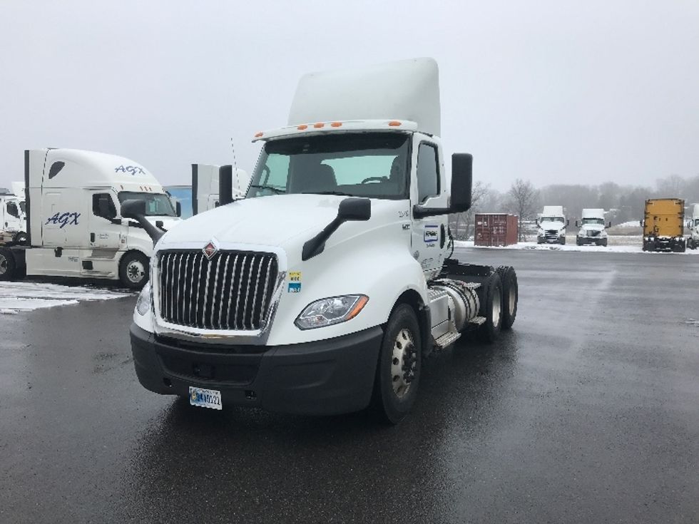 Day Cab Tractor-Heavy Duty Tractors-International-2019-LT625-Duncansville-PA-440,779\n\t\tmiles-$ 27,000 - Image 3
