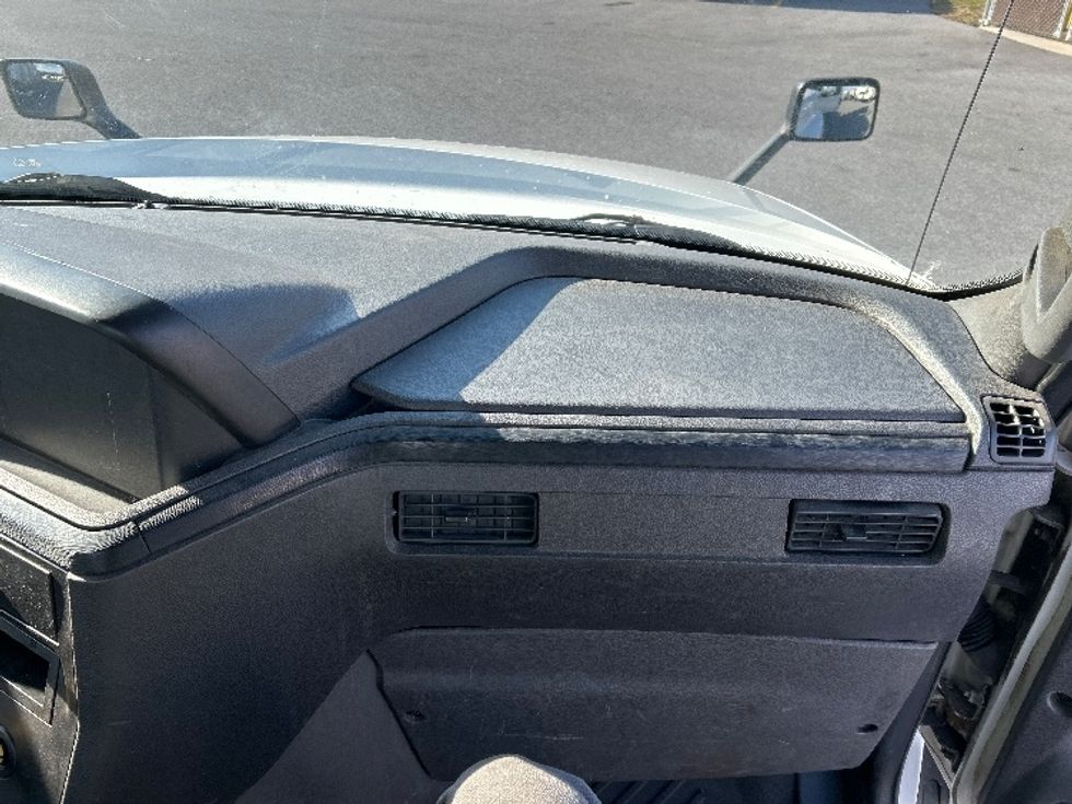 2019 International LT625 LT photo 12