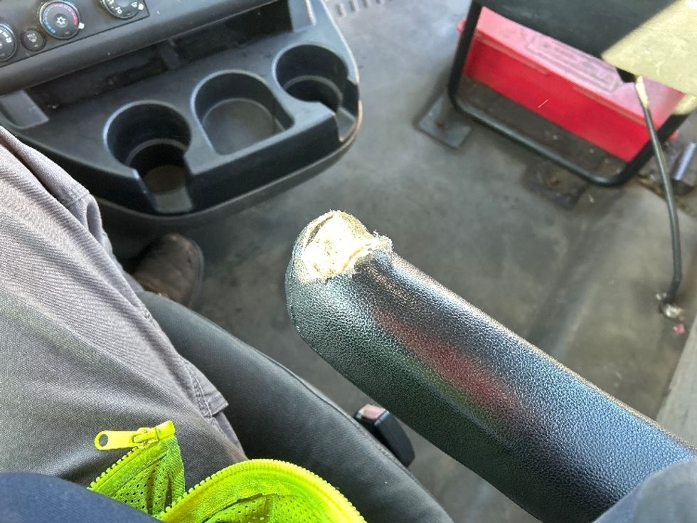 2019 International LT625 LT photo 17