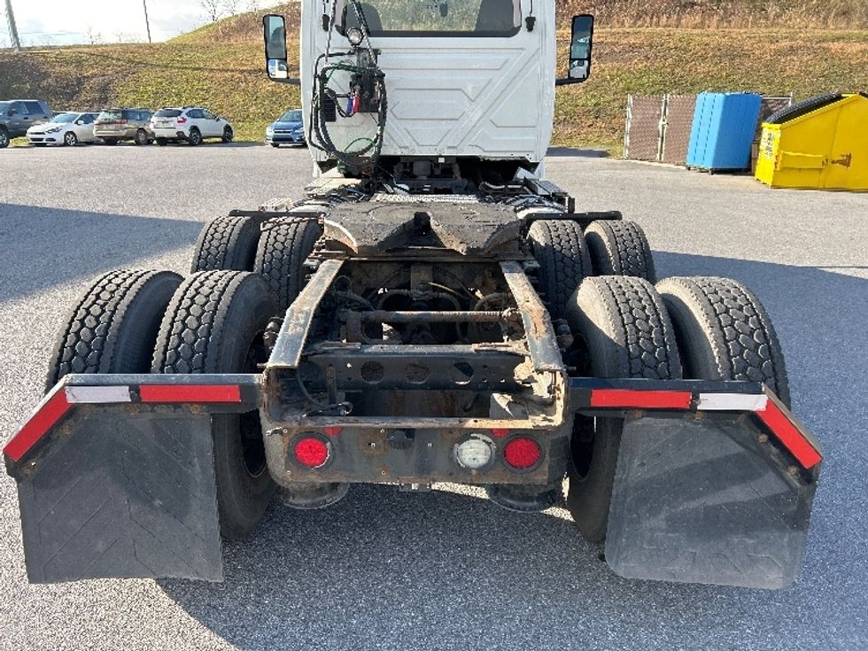 2019 International LT625 LT photo 6