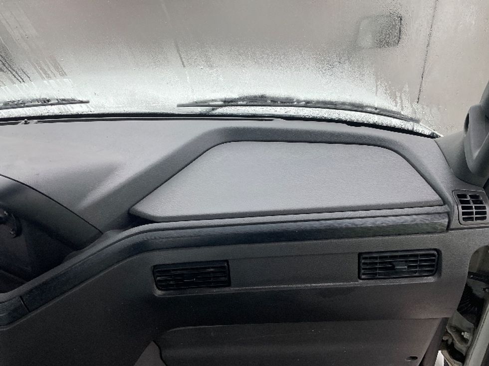 Day Cab Tractor-Heavy Duty Tractors-International-2019-LT625-Earth City-MO-353,780\n\t\tmiles-$ 26,250 - Image 13