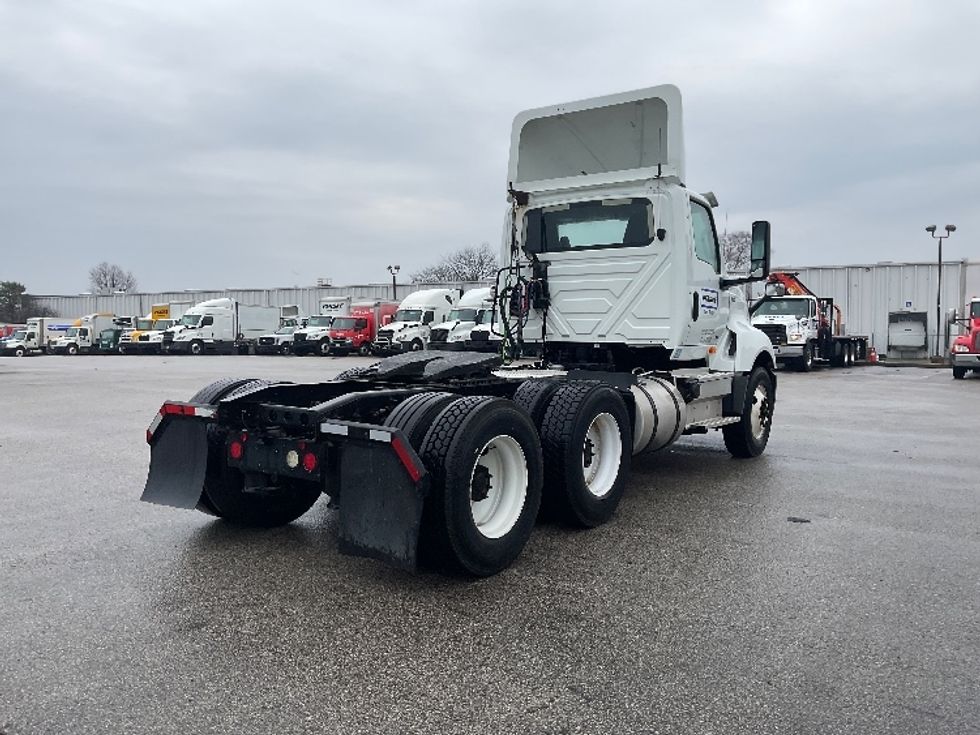 Day Cab Tractor-Heavy Duty Tractors-International-2019-LT625-Earth City-MO-353,780\n\t\tmiles-$ 26,250 - Image 7