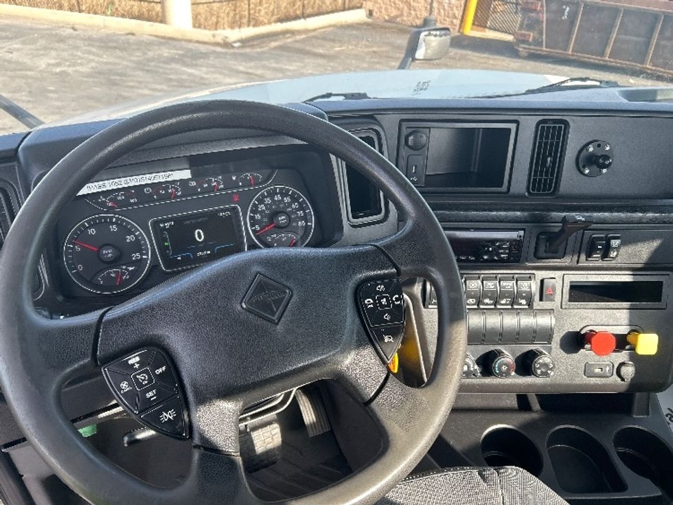 Day Cab Tractor-Heavy Duty Tractors-International-2019-LT625-East Chicago-IN-276,934\n\t\tmiles-$ 30,000 - Image 11