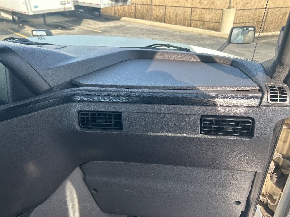 Day Cab Tractor-Heavy Duty Tractors-International-2019-LT625-East Chicago-IN-276,934\n\t\tmiles-$ 30,000 - Image 13