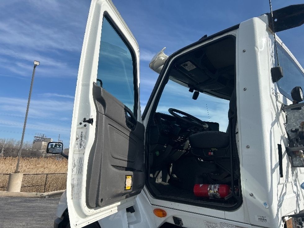Day Cab Tractor-Heavy Duty Tractors-International-2019-LT625-East Chicago-IN-276,934\n\t\tmiles-$ 30,000 - Image 9
