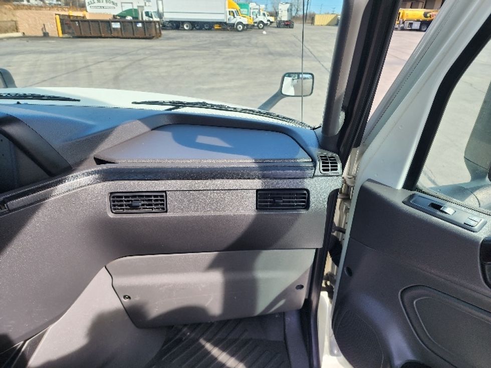 Day Cab Tractor-Heavy Duty Tractors-International-2019-LT625-East Chicago-IN-299,531\n\t\tmiles-$ 29,000 - Image 13