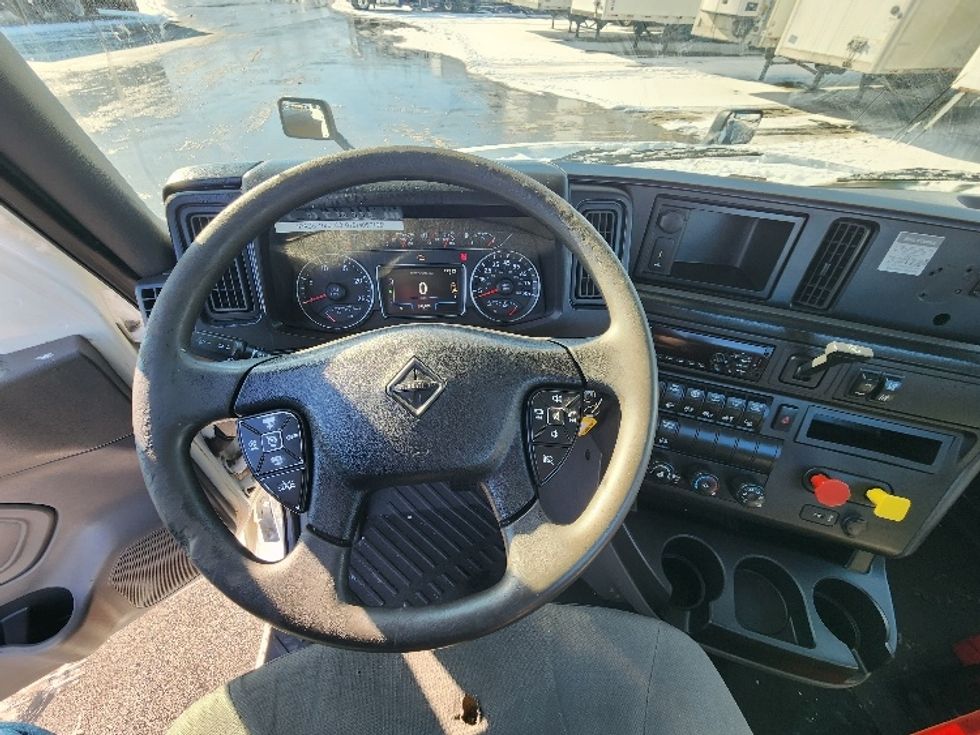 Day Cab Tractor-Heavy Duty Tractors-International-2019-LT625-East Chicago-IN-302,806\n\t\tmiles-$ 29,000 - Image 11