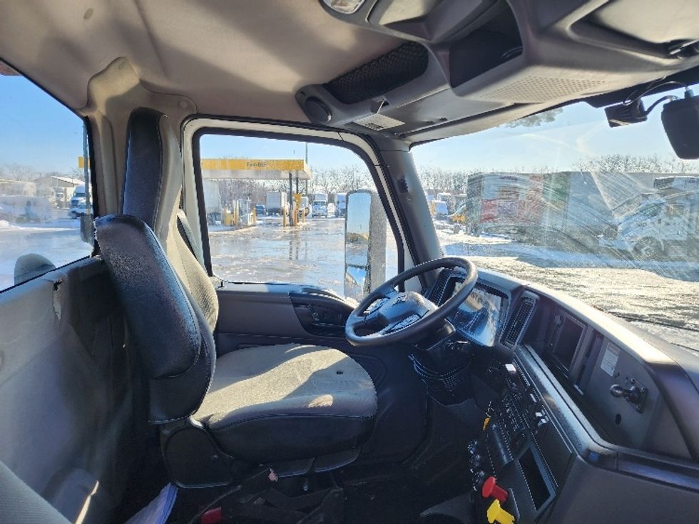 Day Cab Tractor-Heavy Duty Tractors-International-2019-LT625-East Chicago-IN-302,806\n\t\tmiles-$ 29,000 - Image 14
