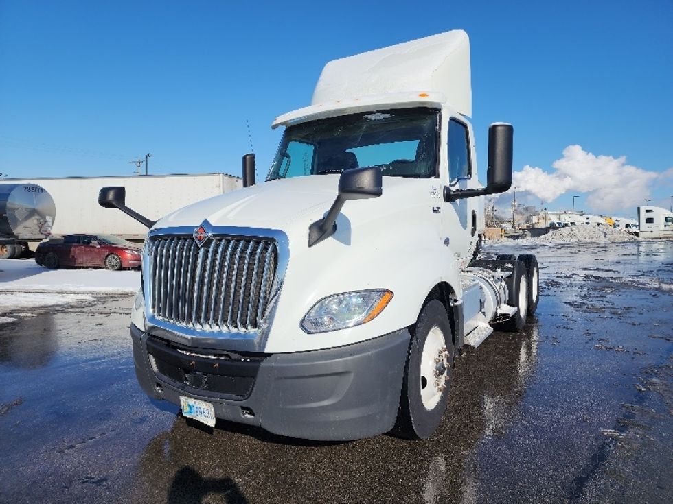 Day Cab Tractor-Heavy Duty Tractors-International-2019-LT625-East Chicago-IN-302,806\n\t\tmiles-$ 29,000 - Image 3