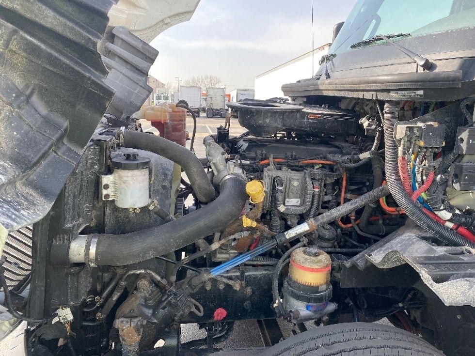 Day Cab Tractor-Heavy Duty Tractors-International-2019-LT625-East Chicago-IN-345,125\n\t\tmiles-$ 26,750 - Image 16