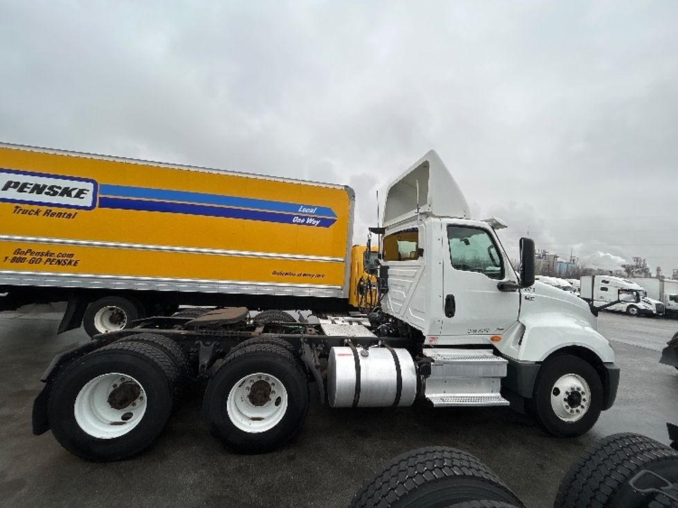 Day Cab Tractor-Heavy Duty Tractors-International-2019-LT625-East Chicago-IN-347,732\n\t\tmiles-$ 26,750 - Image 8