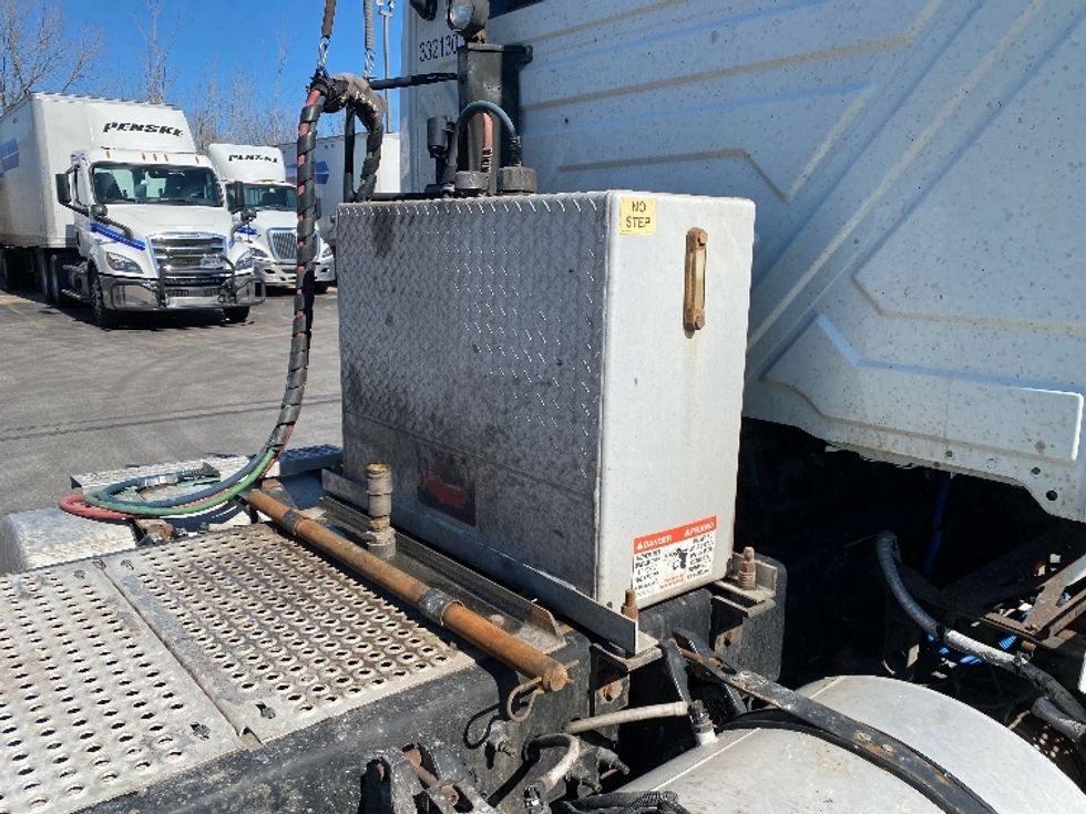 Day Cab Tractor-Heavy Duty Tractors-International-2019-LT625-East Chicago-IN-430,599\n\t\tmiles-$ 23,500 - Image 18