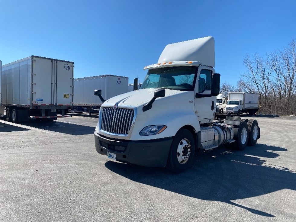 Day Cab Tractor-Heavy Duty Tractors-International-2019-LT625-East Chicago-IN-430,599\n\t\tmiles-$ 23,500 - Image 3